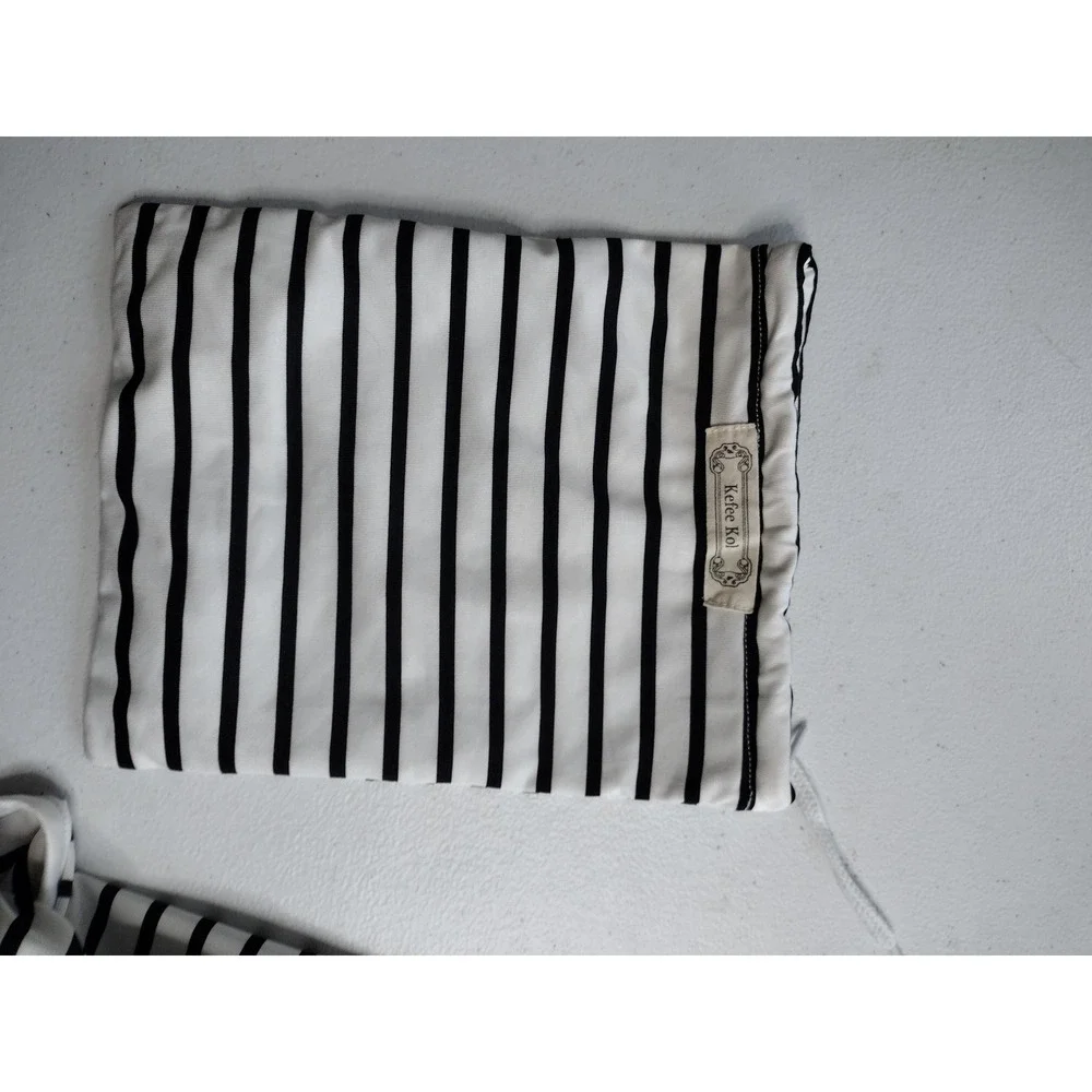 Kefee Kol Nursing Cover Breastfeeding Poncho Striped Black White with Pouch
